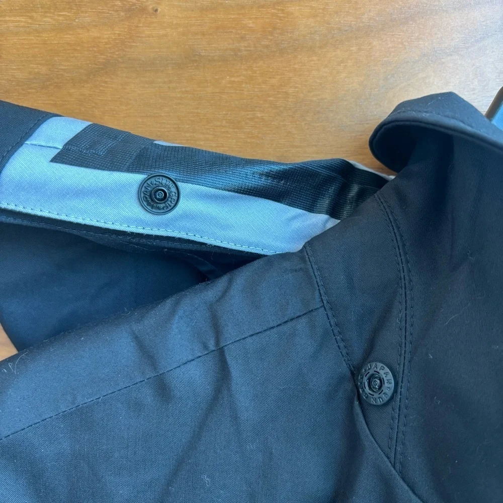 NWT Victorinox Men's Lenzburg Longline Waterproof Jacket in Black, Size S
